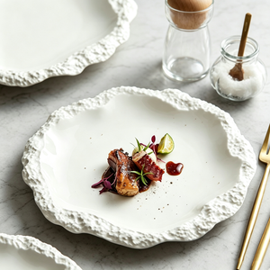 Creative White Stone Textured Rim Ceramic Plates, Irregular Wavy Porcelain Dinner Plates, Premium Tableware for Hotel Private Kitchen Western Restaurant Food Styling